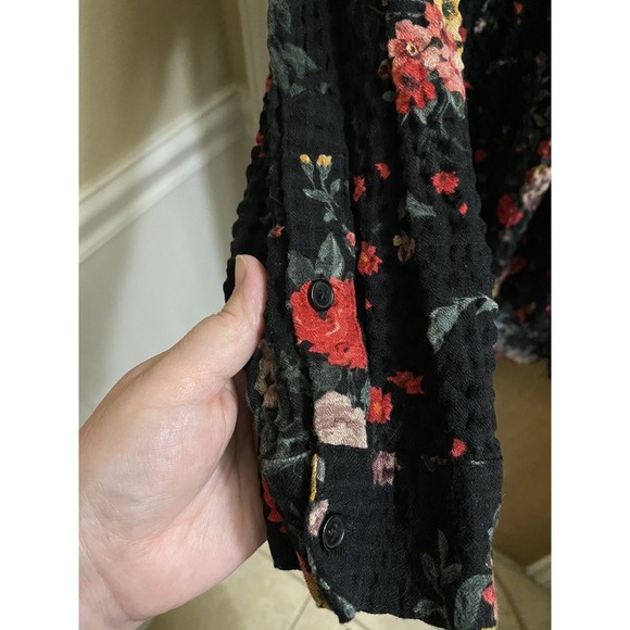 Torrid Emma Crinkle Gauze Long Sleeve Tunic Top Size 3 Black Floral Flowy Peplum - Picture 8 of 16